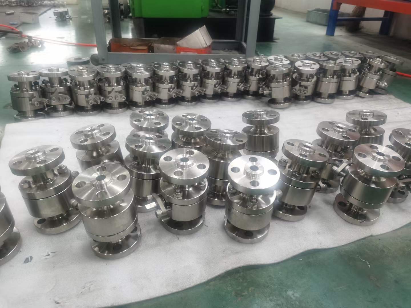  鍛鋼手動球閥Q41F