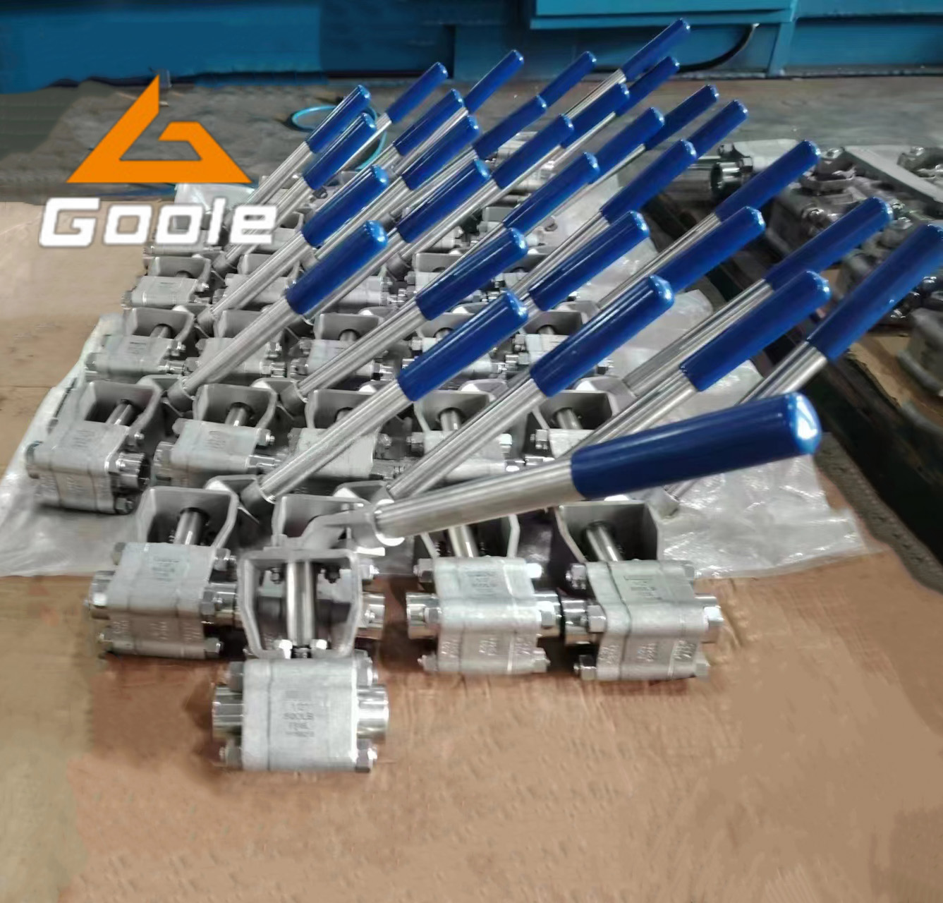 彈簧復(fù)位手柄鍛鋼球閥Q11F-800LB F304  3/4